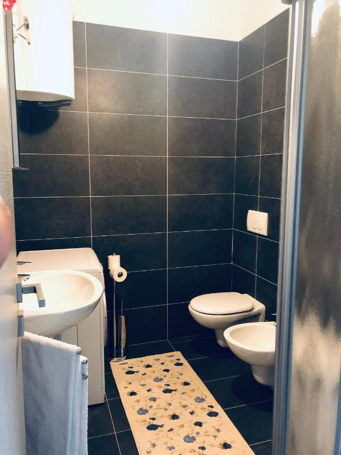 Susyapartment Бардолино Екстериор снимка