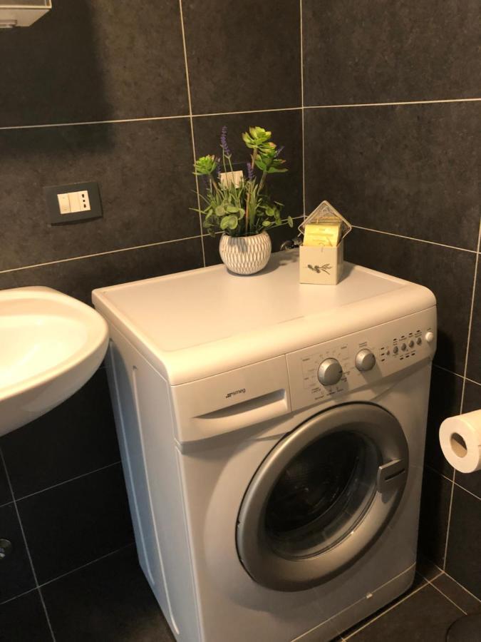 Susyapartment Бардолино Екстериор снимка